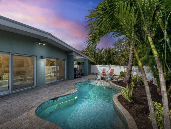 Anna Maria Island Vacation Rentals - Florida Gulf Coast Beach Homes with Pool